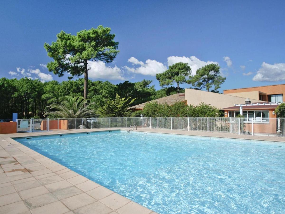 Apartment Near The Sea, Borgo-Plage Borgo  Exterior photo